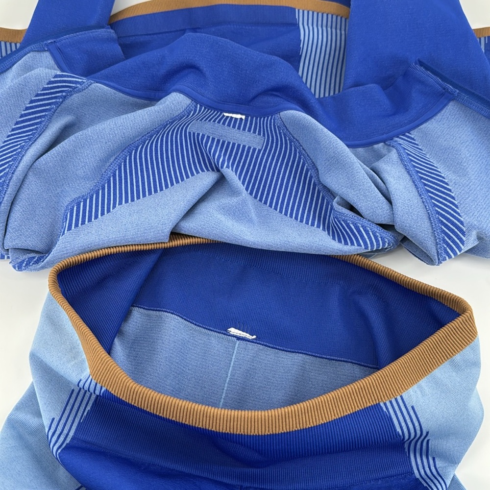 Fabletics Blue Set - Picture 11 of 11